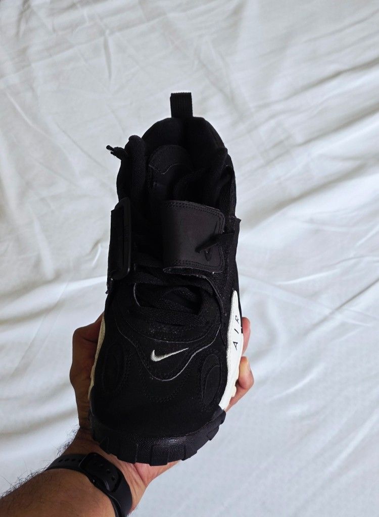 Nike Airmax Speed Turf.