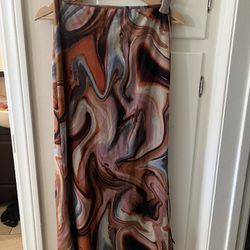 Zara Midi Printed Tull Skirt in Size Medium 
