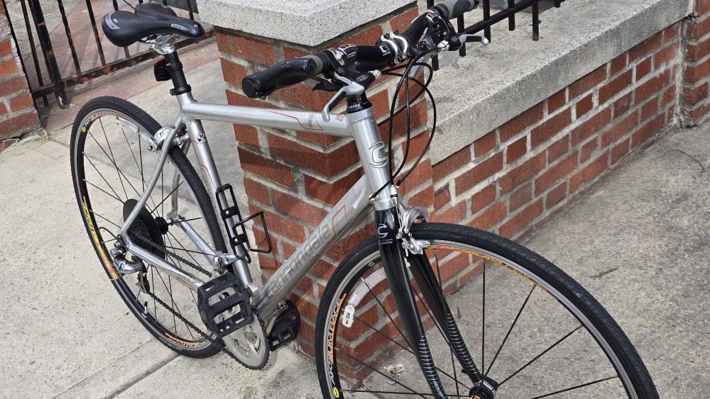 Cannondale Road Warrior Medium Large 54 56cm Road