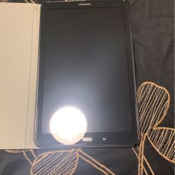 Samsung Tablet Like New 7 By 10 Black