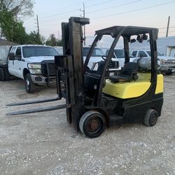 FORKLIFT YALE