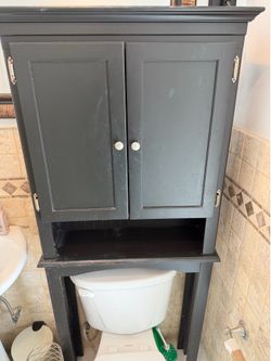 Cabinet for over the toilet seat