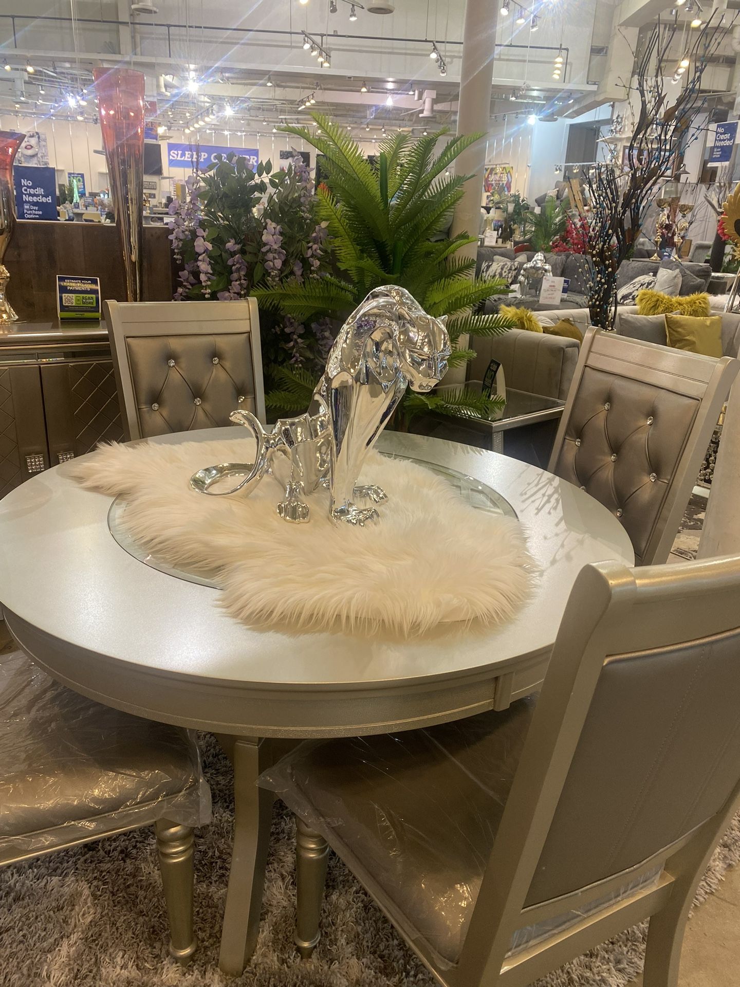 DINING SET