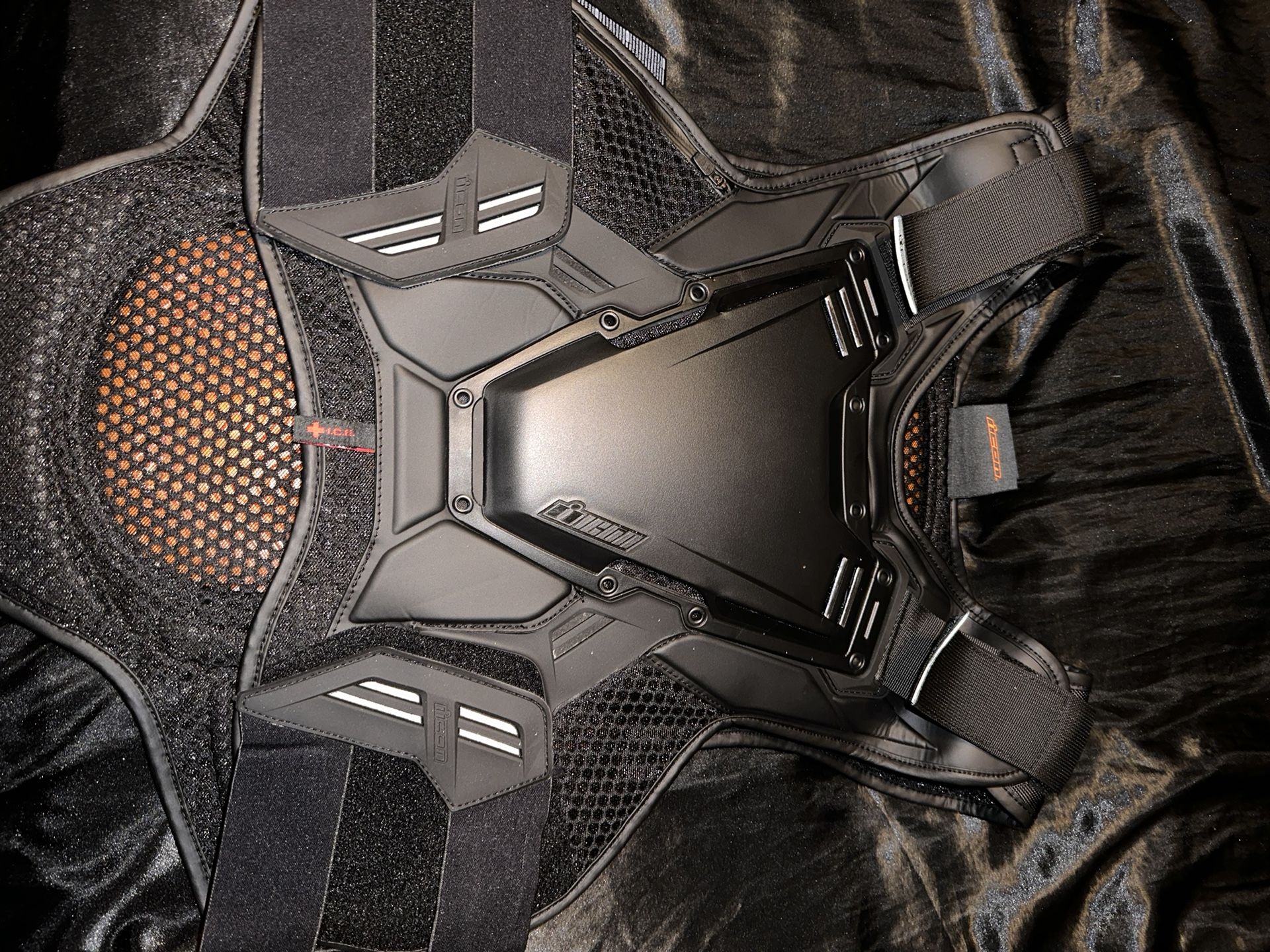 Icon Field Armor 3 Vest