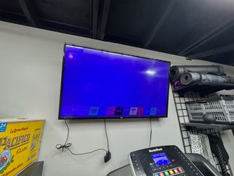46” LG Smart TV
