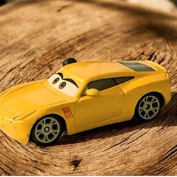 Disney Pixar Cars - TRAINER CRUZ RAMIREZ WITH HEADSET 1:55 Diecast