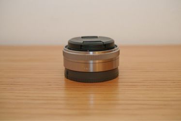 LIKE NEW Sony 16mm f/2.8 APS-C Wide-Angle Lens