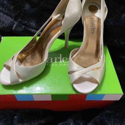 Charles David Heels NEW 