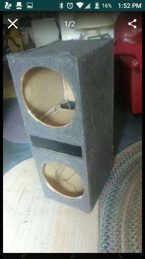 Speaker box 3 foot