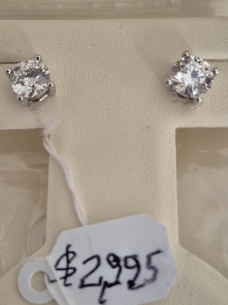 1.50 Ctw Diamonds π Earrings G I A CERTIFIED