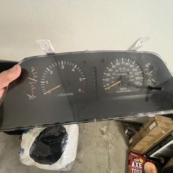 Land Cruiser Cluster Working
