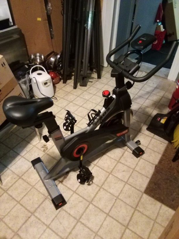 PSOS Exercise Bike