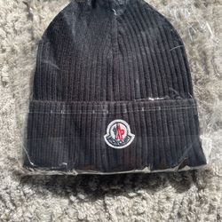 Monclear beanie