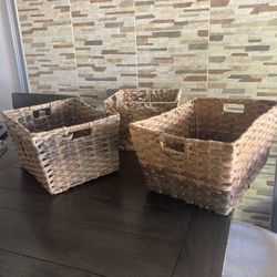 Baskets 
