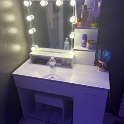 Vanity With Chair