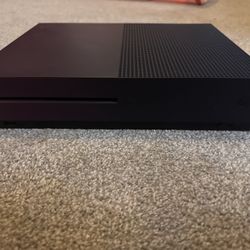 Xbox One S 1Tb Fortnite Edition