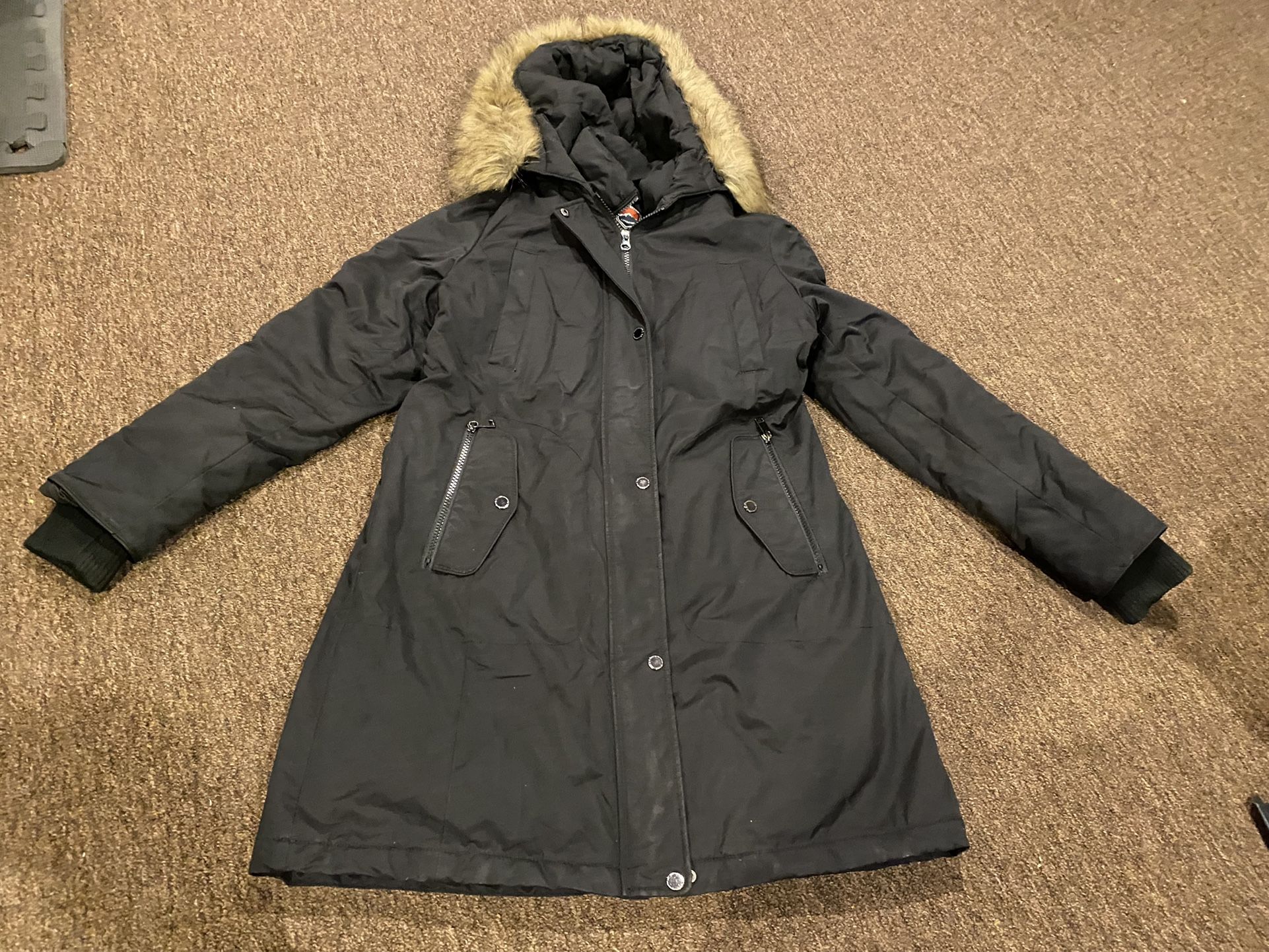 Madison strappy expedition raincoat