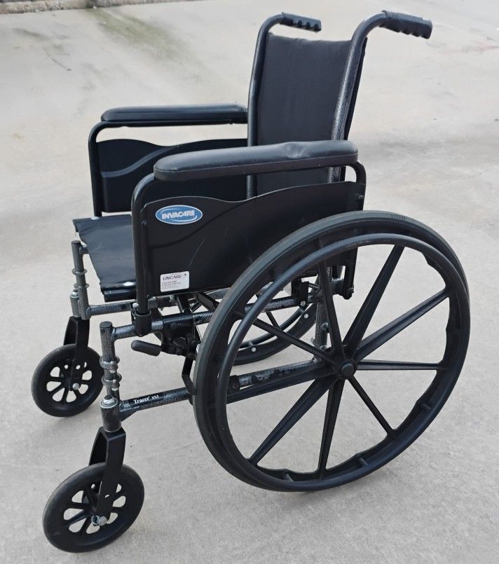 Wheelchair in Excellent Condition!