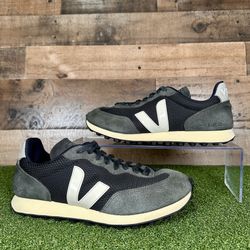 Veja Rio Branco II Alveomesh Black & White Sneaker - Size 9 Women (7 Men)