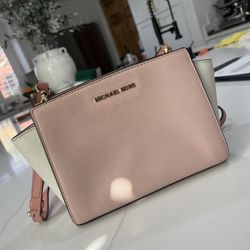 Michael Kors Pink Purse 