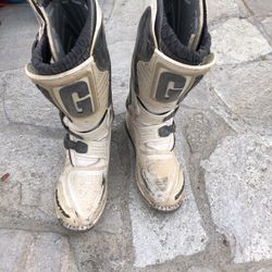 Gaerne Dirtbike Boots used but good condition. Size 8