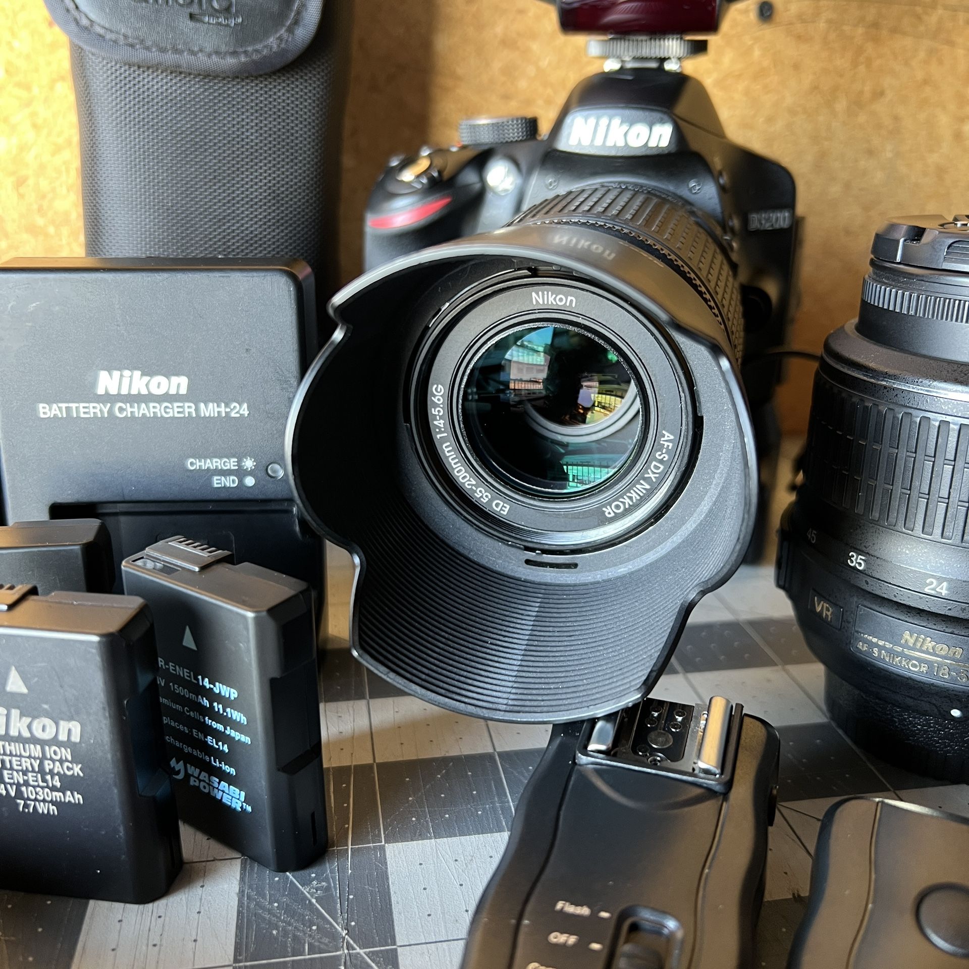 Nikon CAMERA BUNDLE SALE! DSLR photography Wedding Events Party