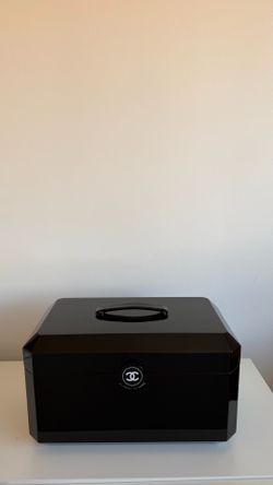 Chanel Tool Kit and Caboodle VIP Gift 2026