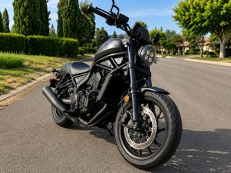 Honda Rebel 1100-like new- only 2,782 miles