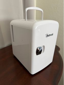 Mini fridge