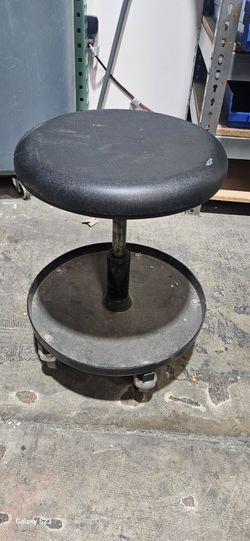 Polyurethane Mobile Shop Stool With Tool Tray