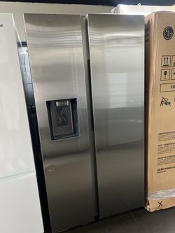 NEW OPEN BOX SAMSUNG STAINLESS STEEL SIDE BY SIDE REFRIGERATOR 