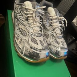 Bottega Veneta Orbit S 12