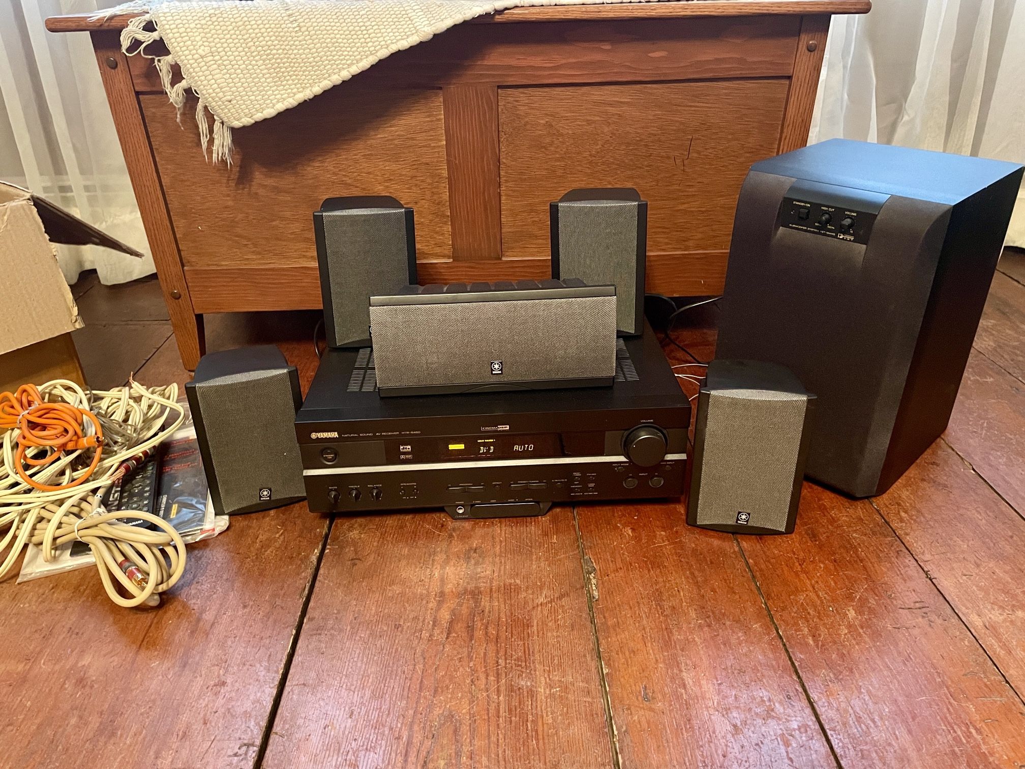 Yamaha HTR 5450 Stereo System