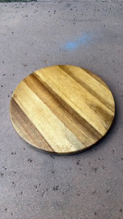 AcMulo New York Round Wood Cutting Board