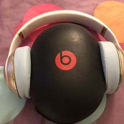 Beats Studio Wireless Bluetooth With Charge Cord 