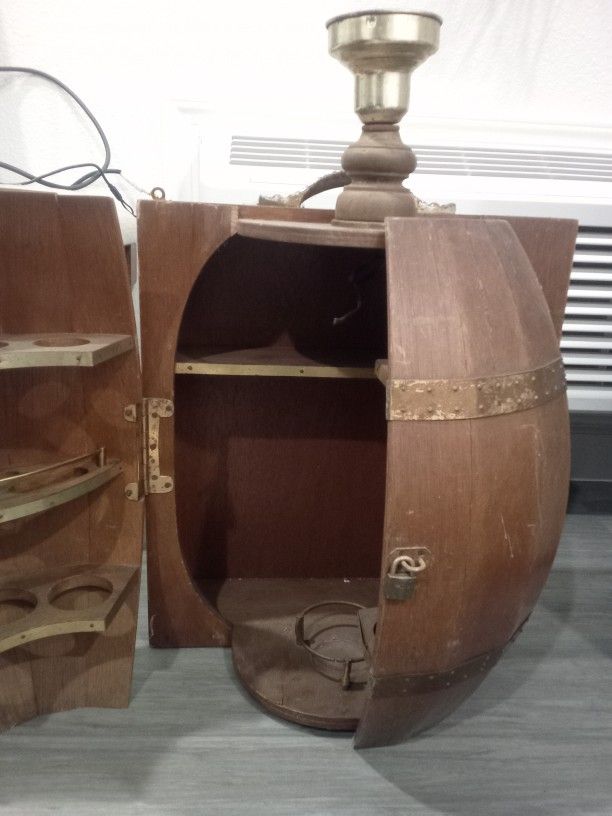 Antique Barrel Lamp