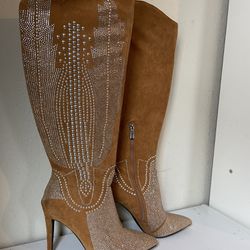 Brown Design Boots