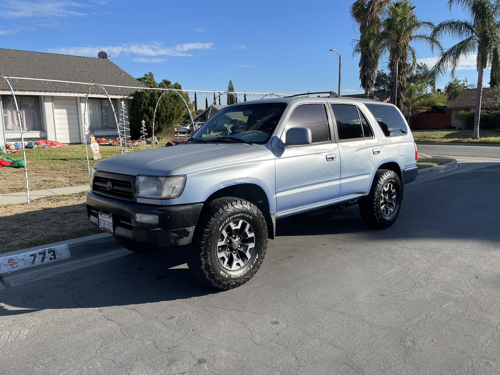 97 Forerunner 97 Toyota 4runner 4wd for Sale in Rialto, CA - OfferUp
