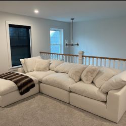 GREY SECTIONAL 
