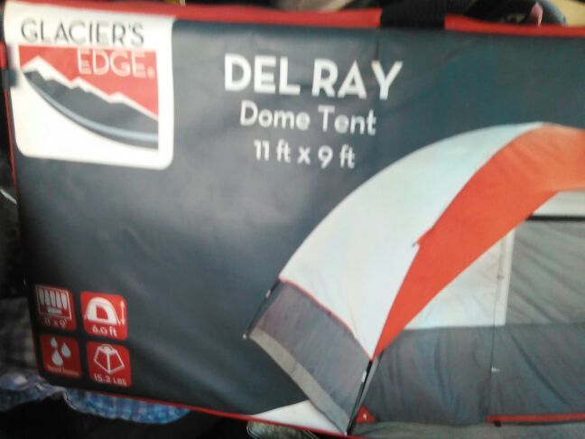 Brand new glaciers edge 6 person dome tent