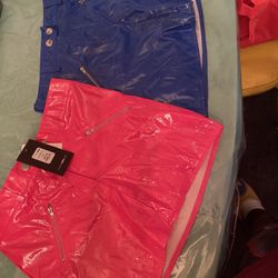 Small Woman Or Girl  Fashion nova Mini Skirt Hot Pink Xs blue Small 