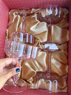 Pink Scalloped Stem Wine Glasses Set of 4