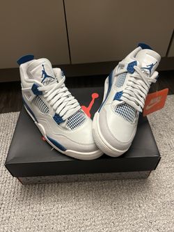 Jordan 4’s Military Blue