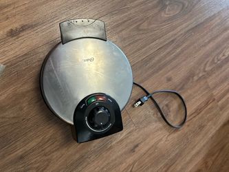 Waffle maker