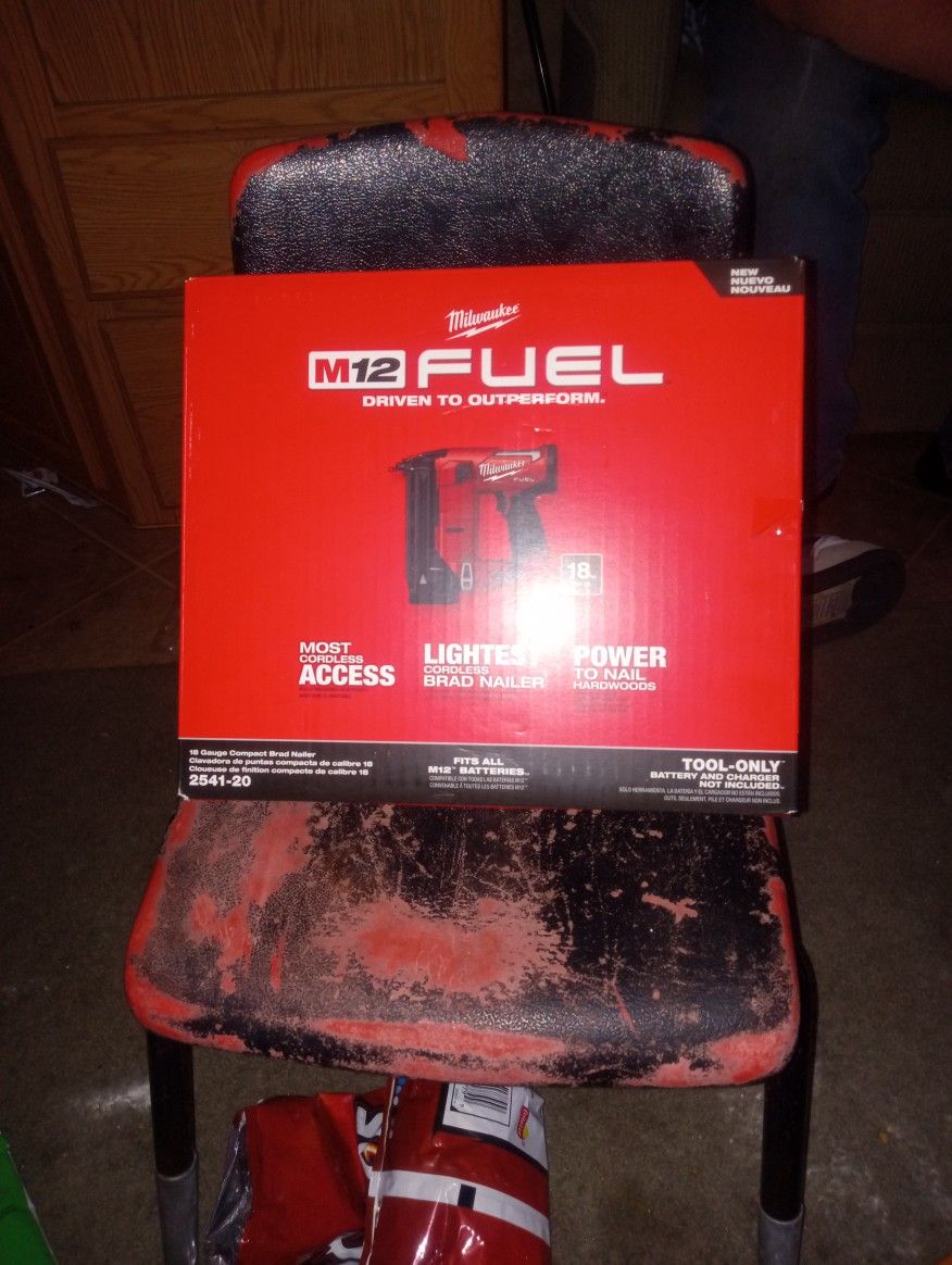 Milwaukee M12 Fuel