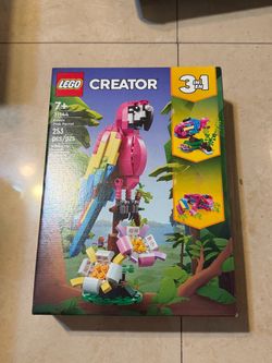 LEGO Creator 3-in-1 Exotic Pink Parrot 31144