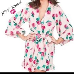 Betsey Johnson Robe Small.