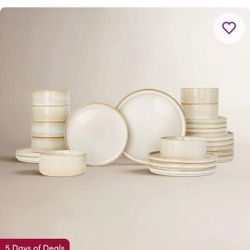 Dinnerware Set 