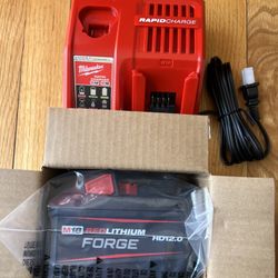 *NEW!!* Milwaukee M18 18V Lithium-Ion REDLITHIUM FORGE HD 12.0 Ah Battery Pack And Rapid Charger