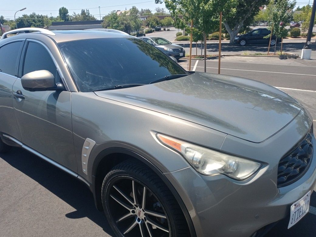 2009 Infiniti Fx35